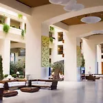 Отель Puerto Antilla Grand