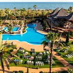 Отель Puerto Antilla Grand