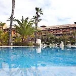 Отель Puerto Antilla Grand