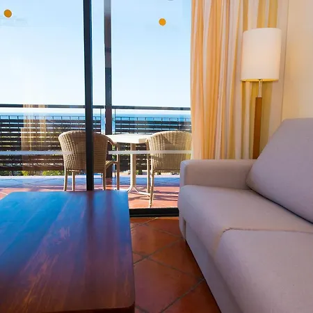 Otel Puerto Antilla Grand